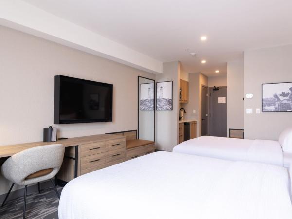 Sandman Signature Dartmouth Hotel & Suites : photo 2 de la chambre studio suite, 2 queen beds, kitchenette