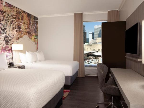 Hotel Indigo Atlanta Midtown, an IHG Hotel : photo 4 de la chambre chambre double standard avec 2 lits doubles - vue sur ville