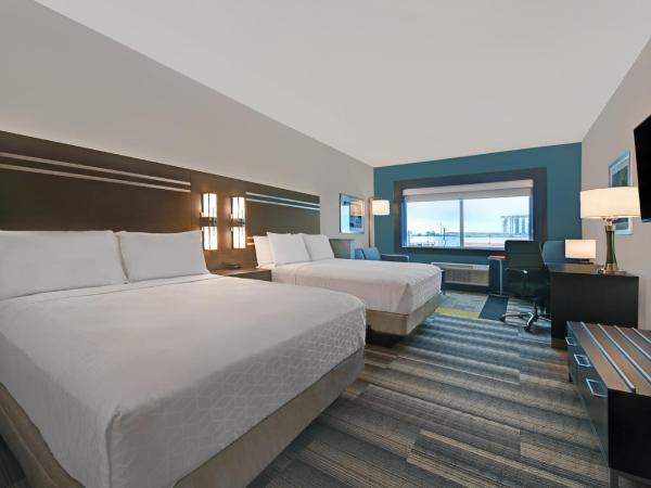 Holiday Inn Express & Suites Memorial - CityCentre, an IHG Hotel : photo 5 de la chambre suite avec 2 lits queen-size - non-fumeurs