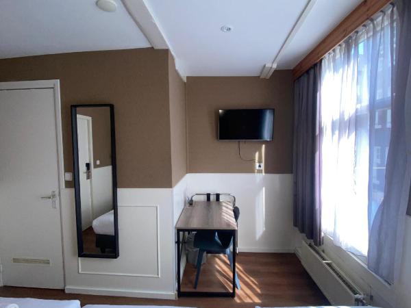 Hotel Old Quarter : photo 3 de la chambre chambre triple