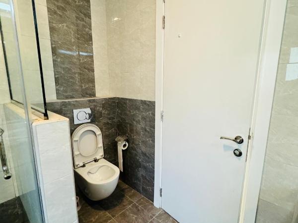 Centerpoint Duplex Villa : photo 5 de la chambre chambre double - vue sur jardin