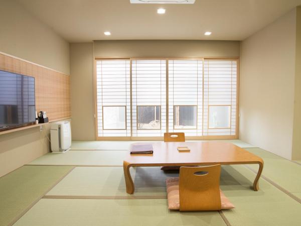 Arima Onsen Motoyu Ryuusenkaku : photo 3 de la chambre japanese style family suite 73sqm with open-air bath - non smoking