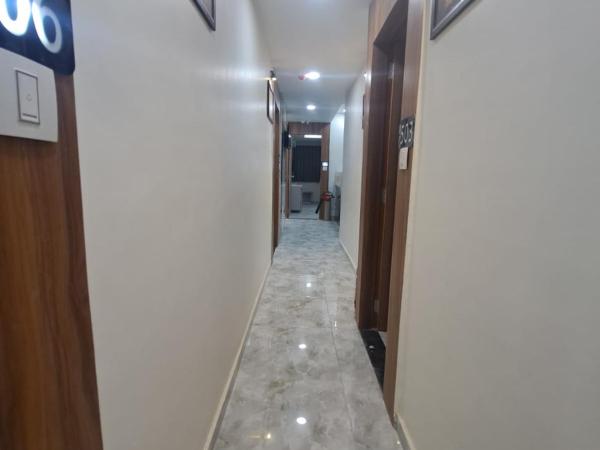 HOTEL AKASH : photo 5 de la chambre chambre double deluxe (2 adultes + 1 enfant)