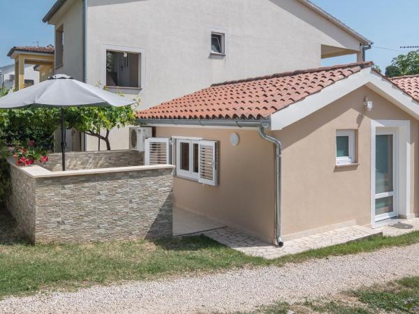 Guest House Ravnić : photo 8 de la chambre chambre double avec terrasse