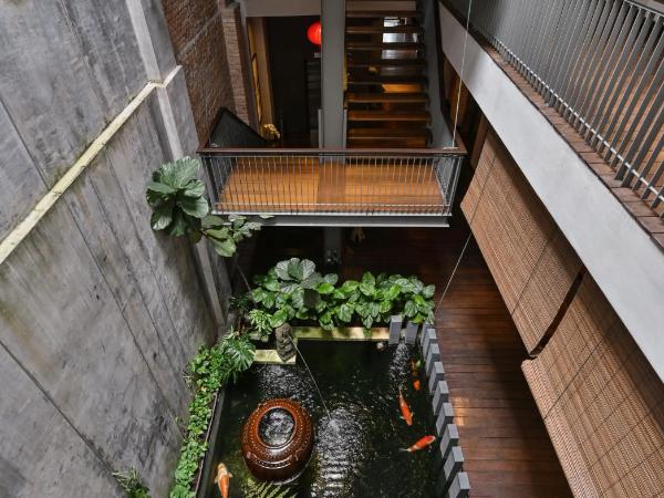 1825 Gallery Hotel : photo 2 de la chambre chambre lit king-size premium