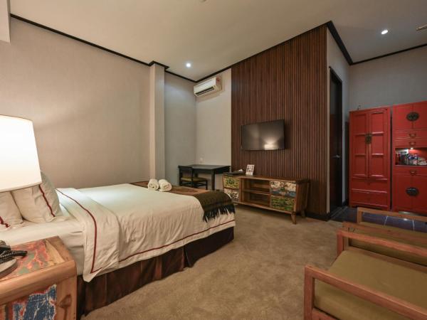 1825 Gallery Hotel : photo 4 de la chambre chambre lit king-size supérieure - sans fenêtre