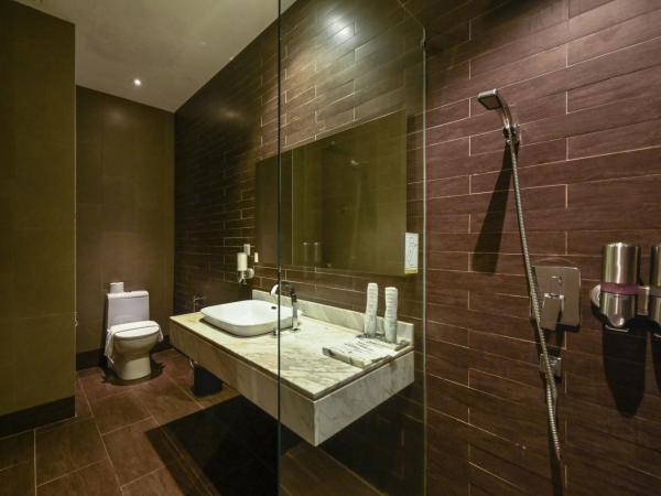 1825 Gallery Hotel : photo 5 de la chambre chambre lits jumeaux standard (sans fenêtre)