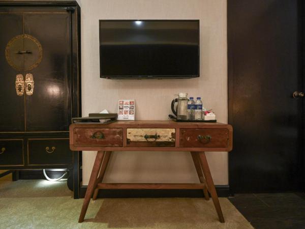 1825 Gallery Hotel : photo 3 de la chambre chambre lits jumeaux standard (sans fenêtre)