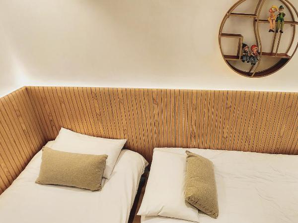 Myeongdong Artmonstay : photo 3 de la chambre duplex economy quadruple room