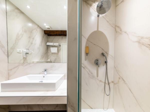 Azur Palace Luxury Rooms : photo 3 de la chambre chambre double supérieure