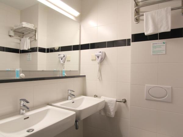 Bastion Hotel Utrecht : photo 2 de la chambre chambre lits jumeaux deluxe