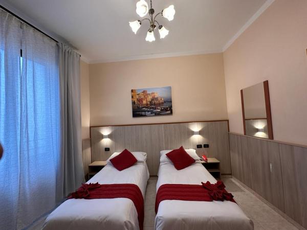 Hotel Galata : photo 2 de la chambre chambre lits jumeaux