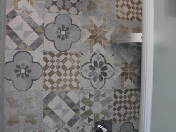 De Gasperi 55 : photo 8 de la chambre chambre double avec terrasse - vue sur ville