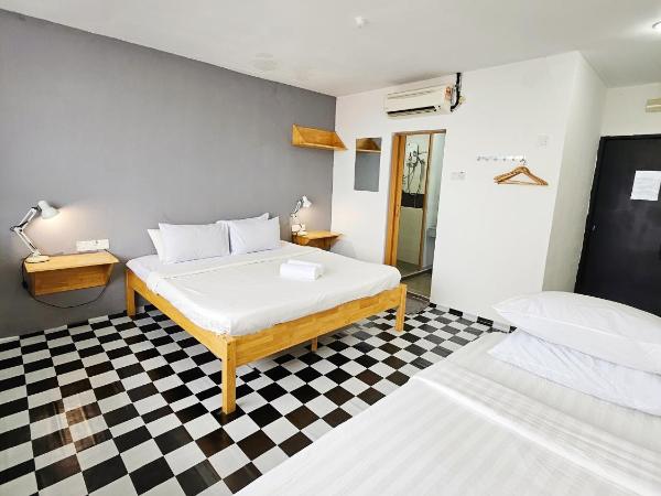 The 60 : photo 3 de la chambre chambre triple deluxe - vue sur mer