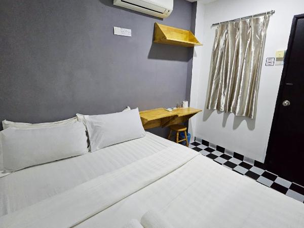 The 60 : photo 2 de la chambre chambre double standard avec salle de bains commune