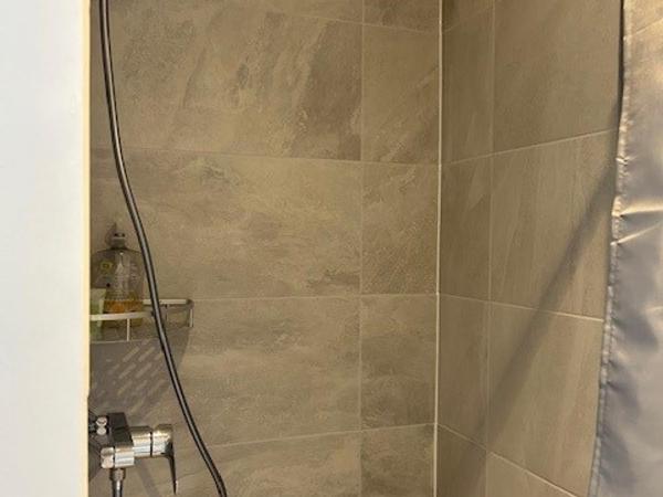 Tony's House Hotel : photo 3 de la chambre chambre simple avec salle de bains privative