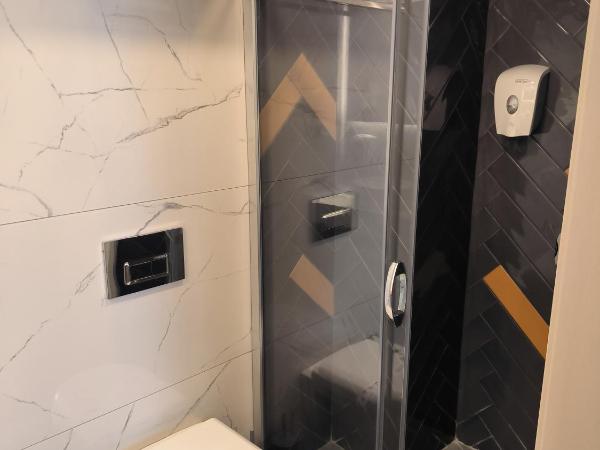 ROİ HOTEL İZMiR : photo 7 de la chambre chambre double