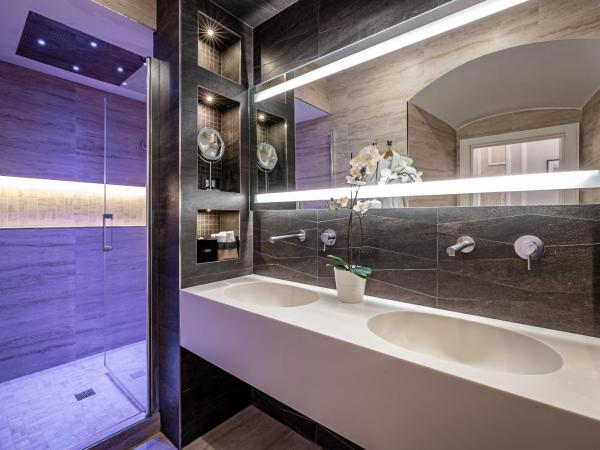 Rivalta Hotel - Alfieri Collezione : photo 9 de la chambre suite exclusive - vue sur rivière 