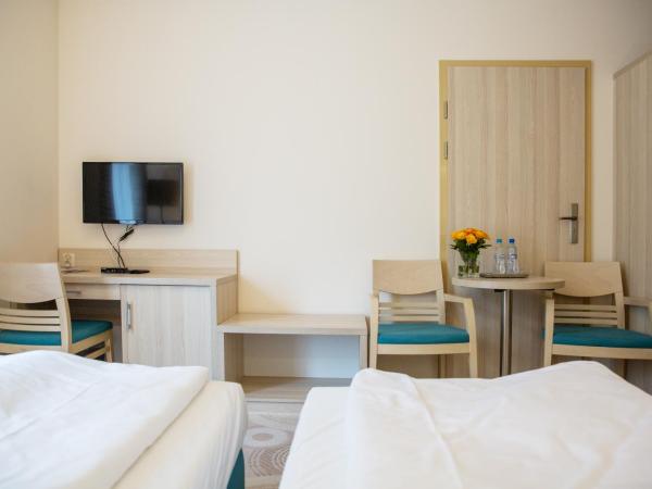 Hotel Cesarskie Ogrody : photo 3 de la chambre double room in residence building