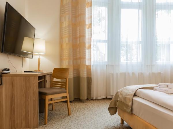 Hotel Cesarskie Ogrody : photo 3 de la chambre single apartment in villa building