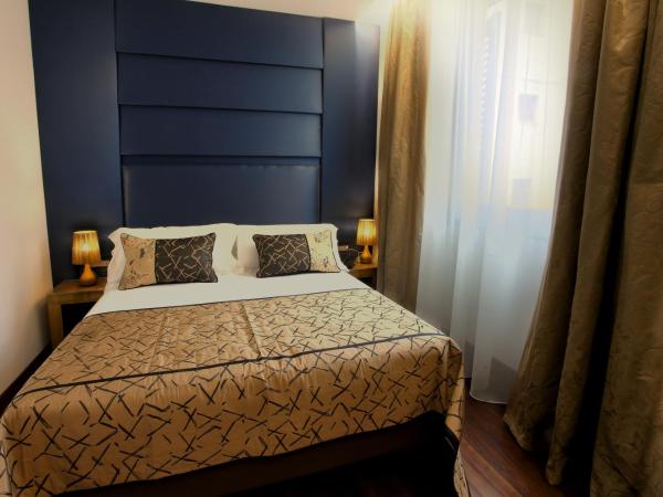 Palazzo Cartari : photo 7 de la chambre chambre double deluxe