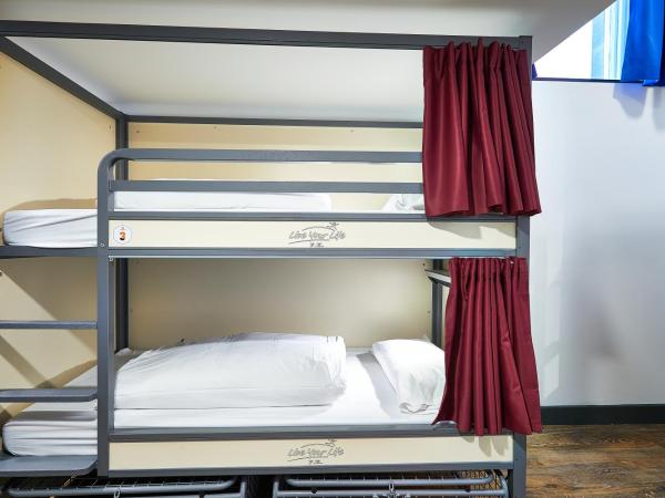 St Christopher's Edinburgh Old Town : photo 2 de la chambre dortoir pour femmes - 10 lits