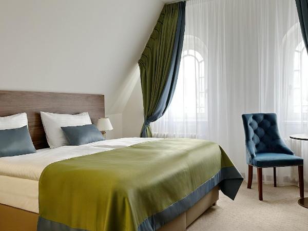 Spa Hotel Villa Smetana : photo 1 de la chambre chambre familiale - bâtiment annexe