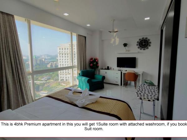 Premium Apartment in Hiranandani Powai by Maxxvalue - Chitranjan : photo 1 de la chambre suite lit king-size