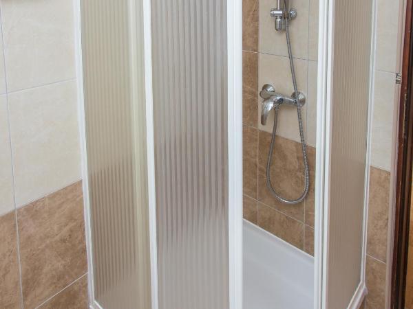 Villa Valentina : photo 6 de la chambre studio familial avec balcon et vue sur la mer