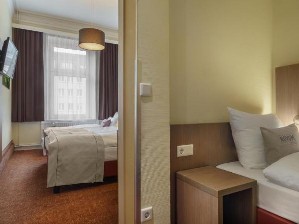 Hotel Norddeutscher Hof : photo 2 de la chambre chambre familiale (4 adultes) 