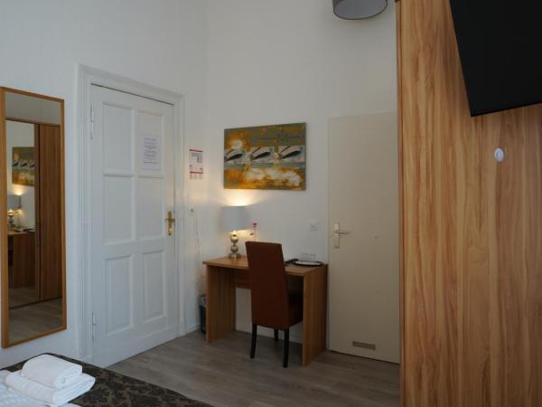 City Pension Berlin : photo 6 de la chambre chambre double