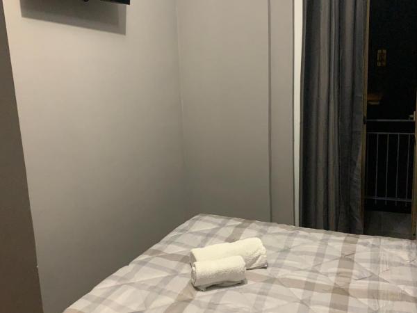 Riva Reno 4 Rooms : photo 3 de la chambre chambre double avec balcon et salle de bains privative externe