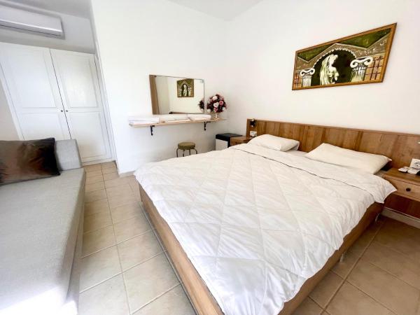 ASPAT HOTEL BODRUM - Beach&Restaurant : photo 1 de la chambre chambre double avec balcon - vue sur mer