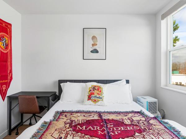 Harry Potter Sweet Suites : photo 7 de la chambre chambre double avec salle de bains privative