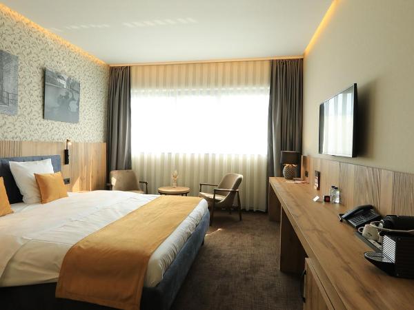 Hotel Le 830 Namur : photo 5 de la chambre chambre lit king-size standard