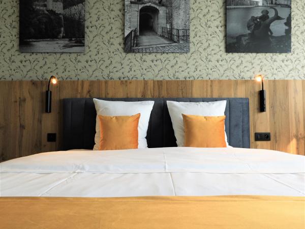 Hotel Le 830 Namur : photo 7 de la chambre chambre lit king-size standard