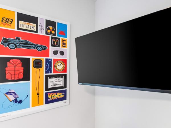 Back to The Future Sweet Suites : photo 8 de la chambre chambre double avec salle de bains privative