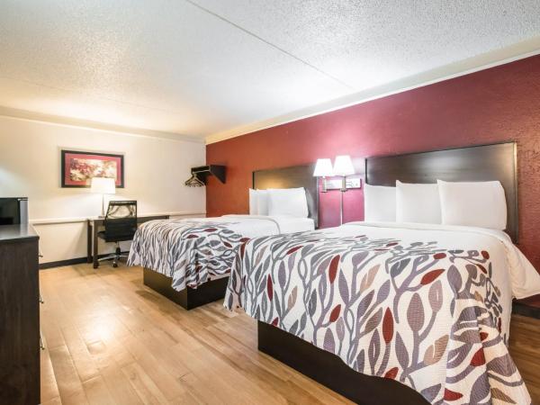 Red Roof Inn Dallas - Richardson : photo 3 de la chambre chambre deluxe avec 2 lits doubles - non-fumeurs