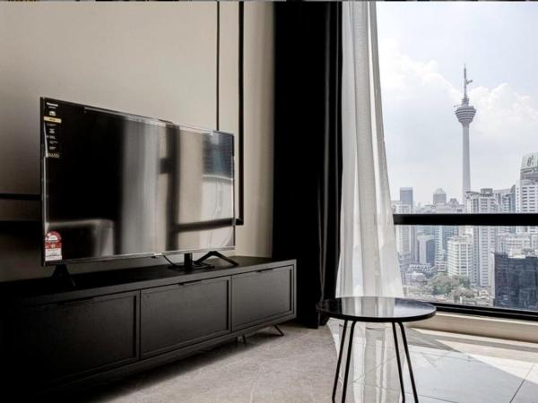 Axon Residence at Pavilion KLCC KL Tower view by KIMIRO : photo 6 de la chambre chambre familiale supérieure