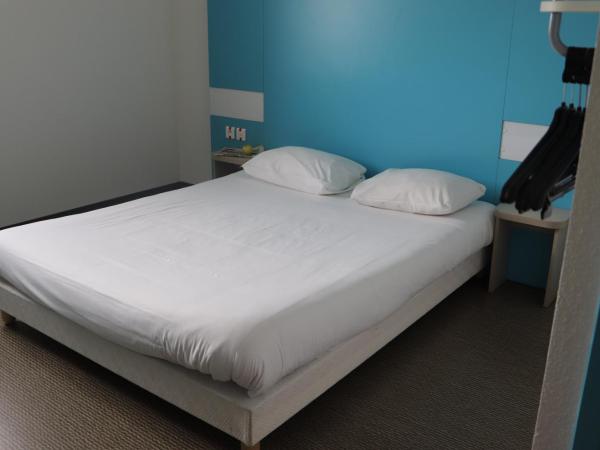 First Inn Hotel Blois : photo 4 de la chambre chambre double - accessible aux personnes à mobilité réduite 