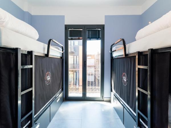 Hostel Carlota Braun : photo 2 de la chambre lit dans un dortoir de 4 lits
