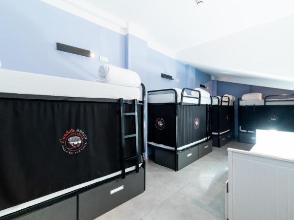 Hostel Carlota Braun : photo 4 de la chambre lit simple dans dortoir de 10 lits