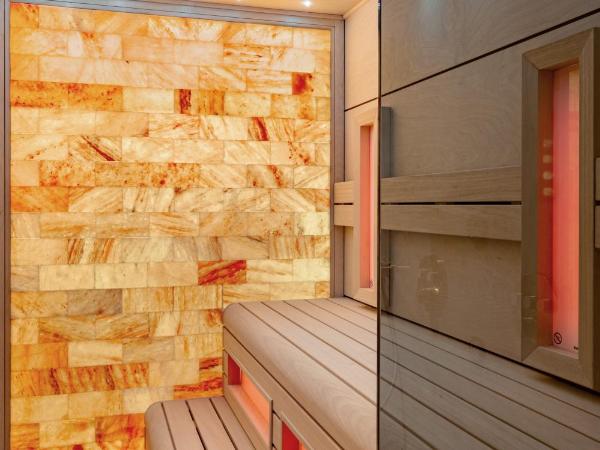 Casa Faraona Luxury Residences : photo 3 de la chambre appartement supérieur avec sauna