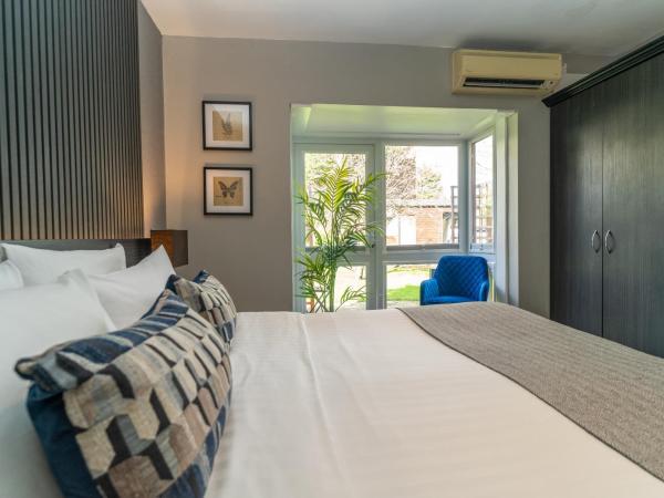 Croft Court Hotel : photo 2 de la chambre chambre lits jumeaux avec salle de bains privative