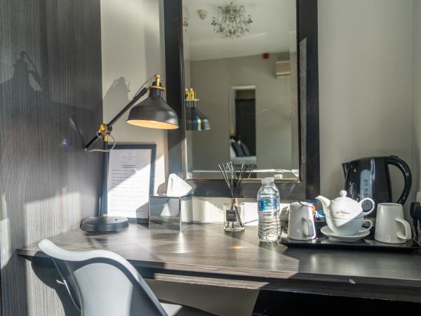 Croft Court Hotel : photo 6 de la chambre chambre lits jumeaux avec salle de bains privative