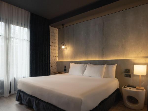 Hotel Tayko Bilbao : photo 2 de la chambre chambre double - vue sur fleuve