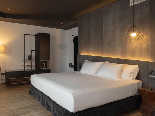 Hotel Tayko Bilbao : photo 2 de la chambre chambre lit king-size de luxe - vue sur rivière