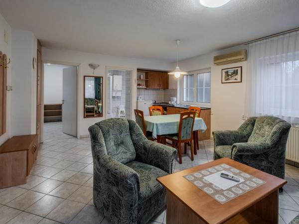 Villa Amphora : photo 1 de la chambre appartement - vue sur jardin