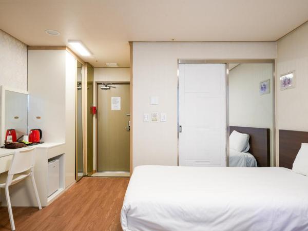 Hotel Aventree Yeouido : photo 5 de la chambre chambre lits jumeaux deluxe