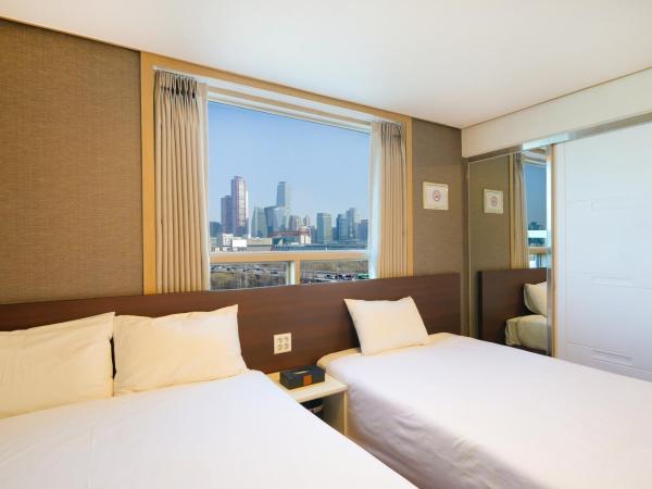Hotel Aventree Yeouido : photo 3 de la chambre chambre familiale